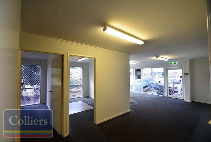 1/42 Keane Street Currajong QLD 4812 - Image 5