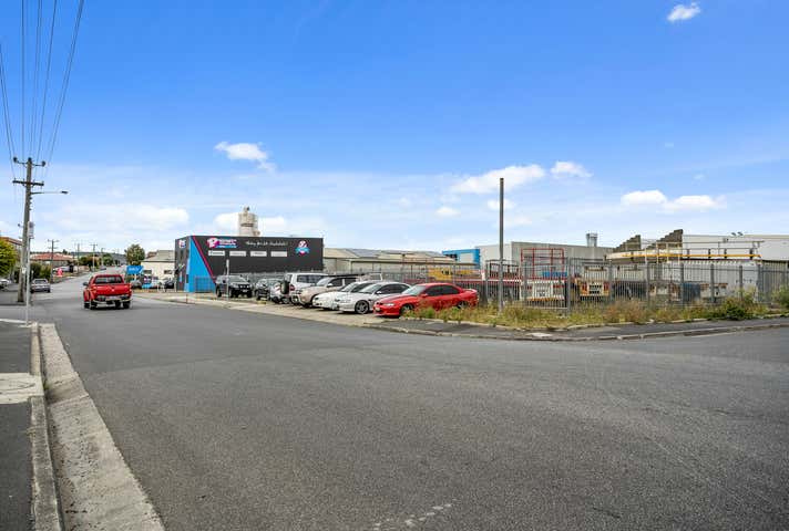 35 Lampton Avenue Derwent Park TAS 7009 - Image 13