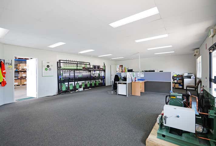 11 Draper Place Kewdale WA 6105 - Image 4