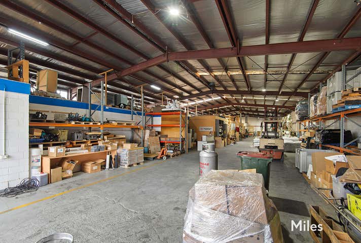 27 Strong Avenue Thomastown VIC 3074 - Image 3