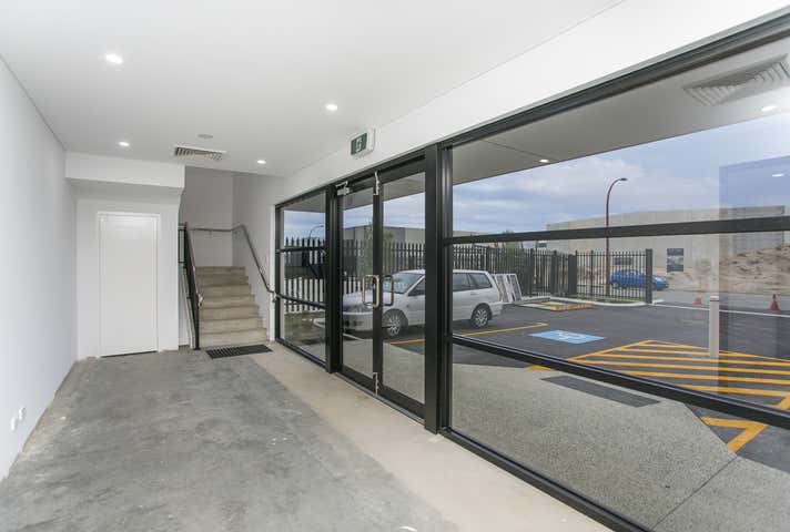 16 Brewer Road Canning Vale WA 6155 - Image 10