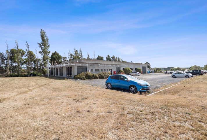 1 Patanga Court Mitchell Park VIC 3355 - Image 2