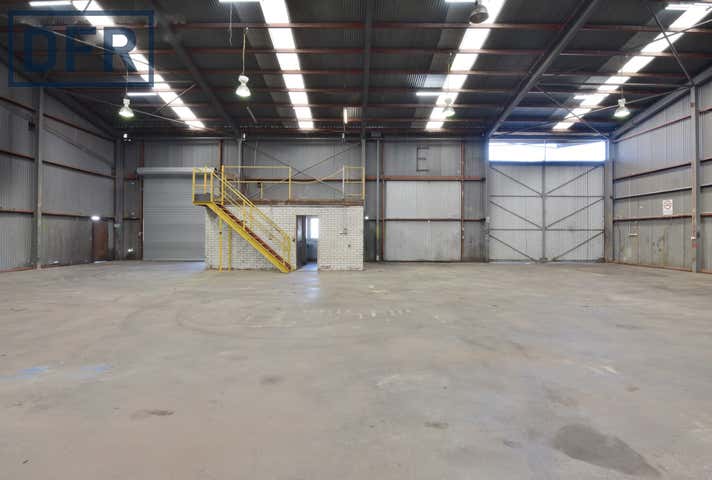 33 Spencer Street Cockburn Central WA 6164 - Image 6