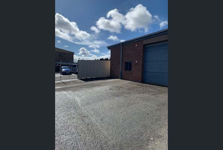 Unit 7, 31 Dellamarta Road Wangara WA 6065 - Image 3