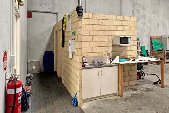 25a Mordaunt Circuit Canning Vale WA 6155 - Image 21