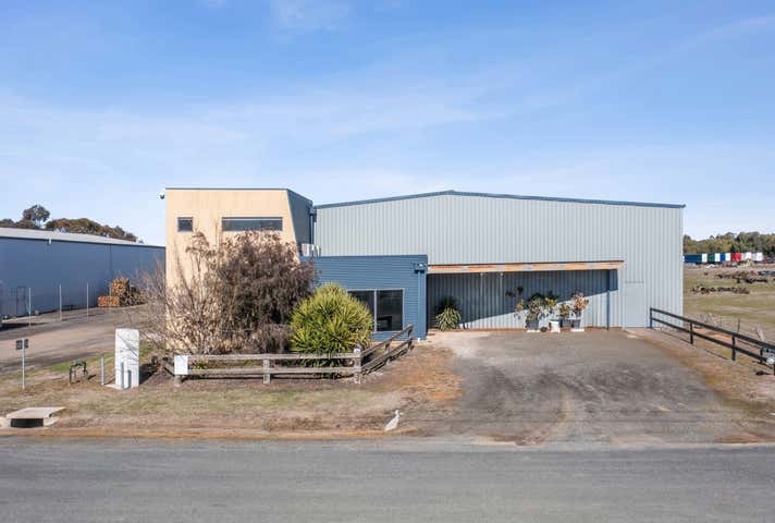 28 Ironstone Road Epsom VIC 3551 - Image 1