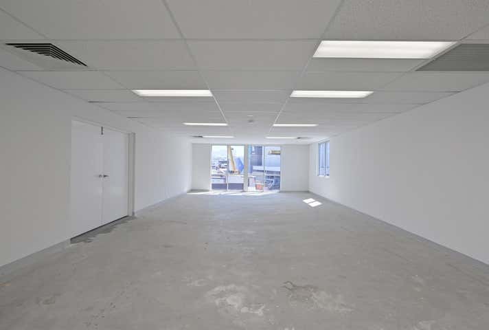 19/86 Francis Avenue Karrinyup WA 6018 - Image 3