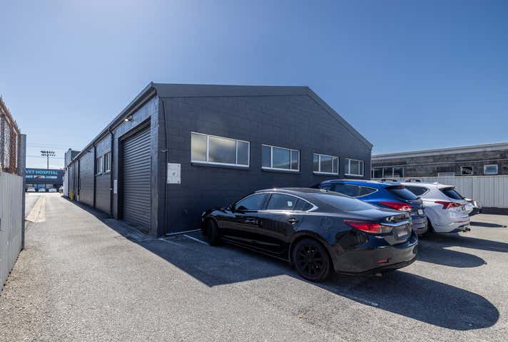 2/37 Upton Street Bundall QLD 4217 - Image 12