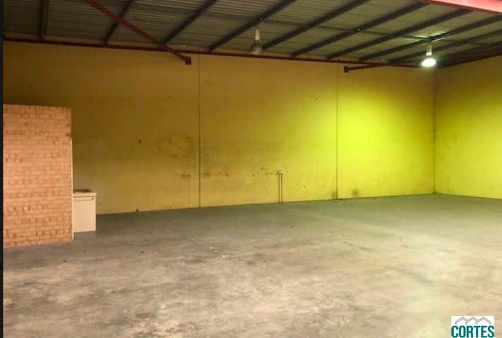 4/25 Gillam Dr Kelmscott WA 6111 - Image 5