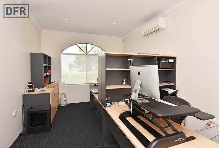 11 Crompton Road Rockingham WA 6168 - Image 14