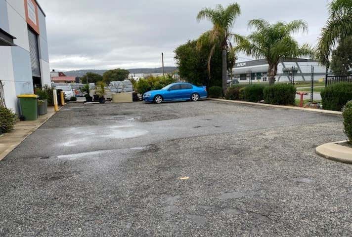 1/6 Emerald Road Maddington WA 6109 - Image 4