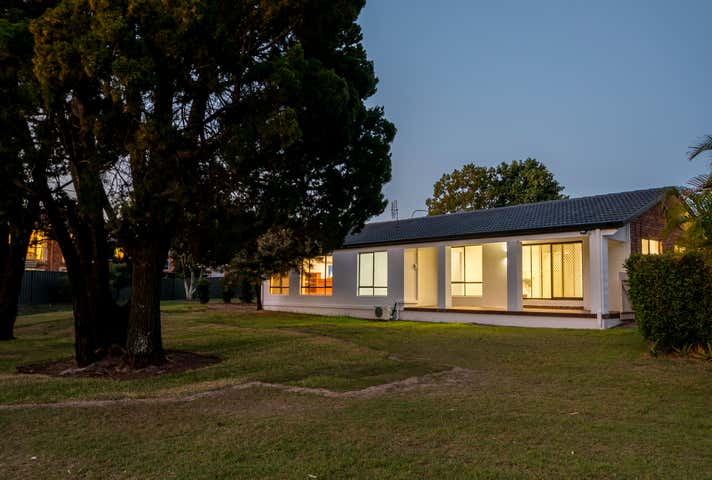 299 Rio Vista Boulevard Mermaid Waters QLD 4218 - Image 7