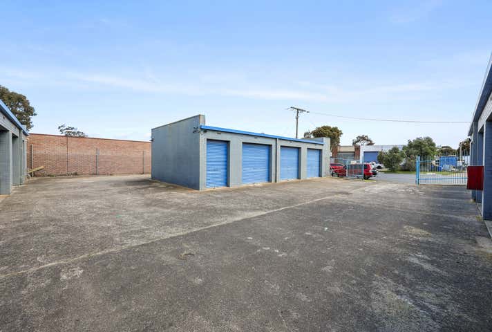 18 Patrick Court Seaford VIC 3198 - Image 8