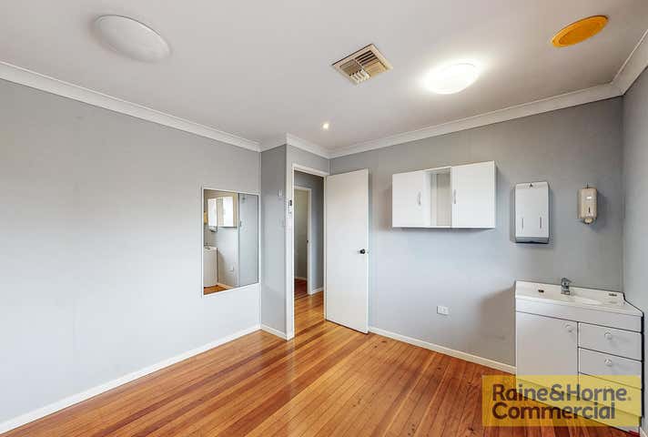 2/22 Ferny Way Ferny Hills QLD 4055 - Image 12