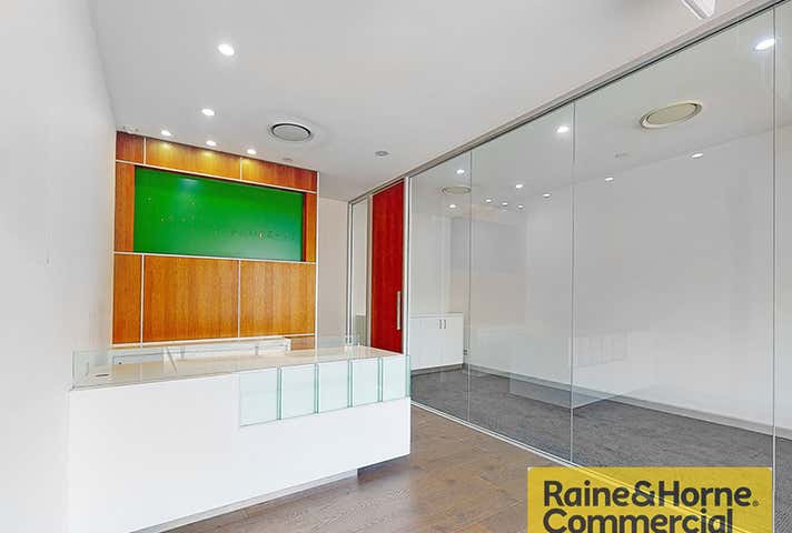 2/97 Kedron Brook Road Wilston QLD 4051 - Image 2