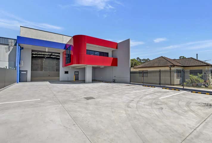 18 Aero Road Ingleburn NSW 2565 - Image 3