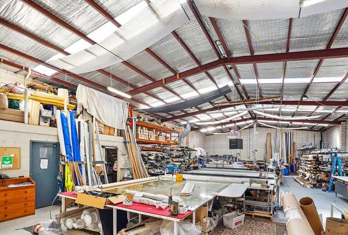 9 HARKER STREET Burwood VIC 3125 - Image 3