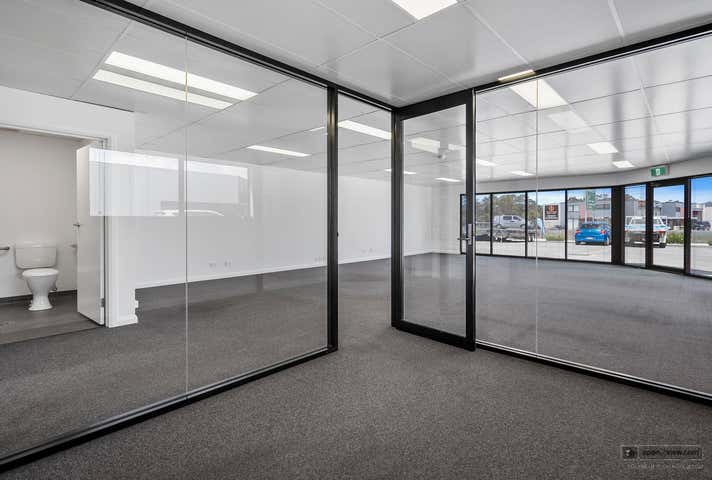 Unit 2, 237 Kennedy Drive Cambridge TAS 7170 - Image 3