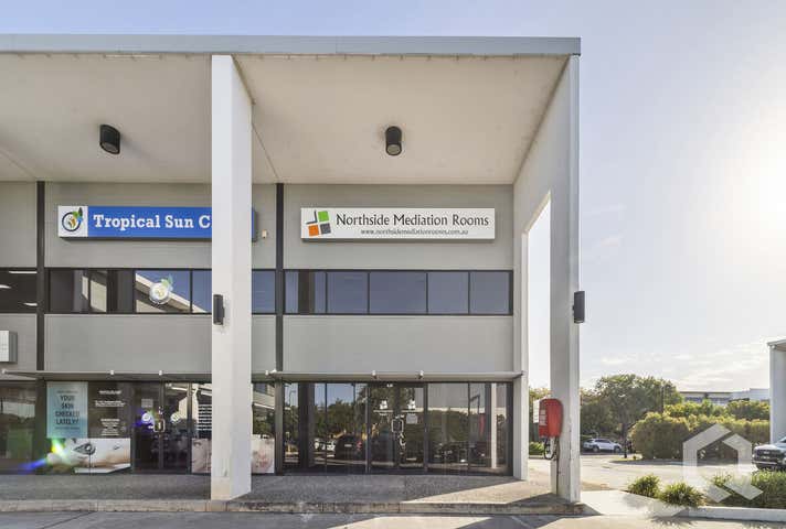 4/4 Winn Street North Lakes QLD 4509 - Image 2