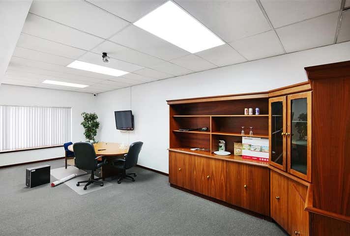 182 Scarborough Beach Road Mount Hawthorn WA 6016 - Image 15