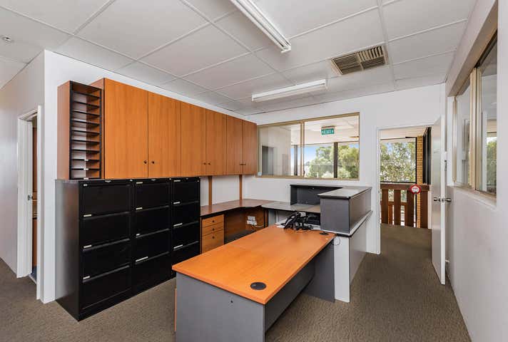 1/14 Pitt Way Booragoon WA 6154 - Image 8