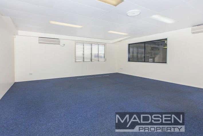 Rear, 72 Mica Street Carole Park QLD 4300 - Image 3