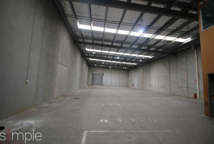2/13 Network Drive Carrum Downs VIC 3201 - Image 5