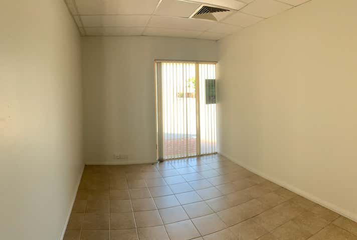 2/10 Mills Street Bentley WA 6102 - Image 9