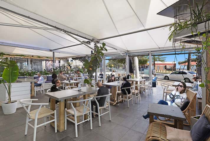 7/110 Marine Parade Coolangatta QLD 4225 - Image 6