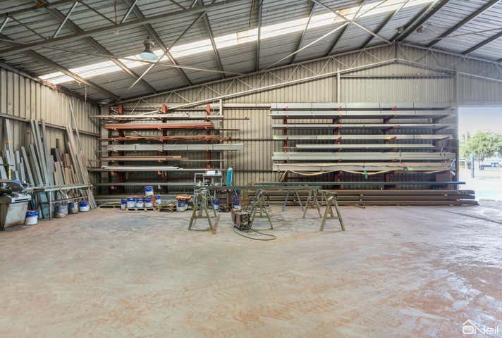 2/18 Keates Road Armadale WA 6112 - Image 12