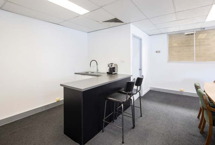 8/49 Butterfield Street Herston QLD 4006 - Image 5