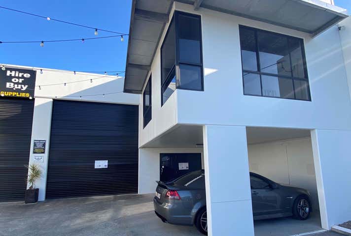 Unit 2, 40 Pacific Avenue Miami QLD 4220 - Image 2