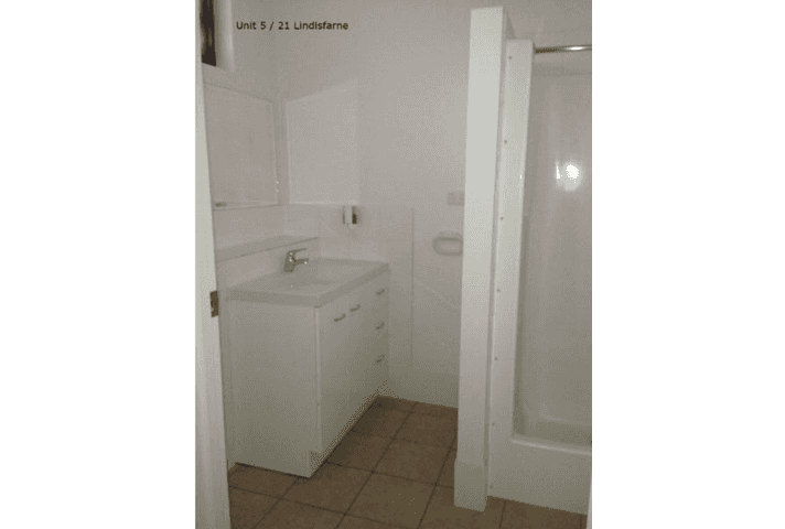 Unit 5, 21 Lindisfarne Road Huntfield Heights SA 5163 - Image 4