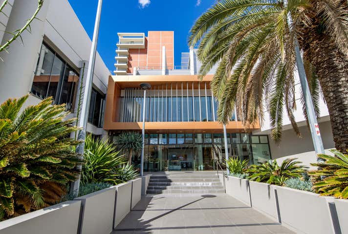 Suite 403, 45 Watt Street Newcastle NSW 2300 - Image 1