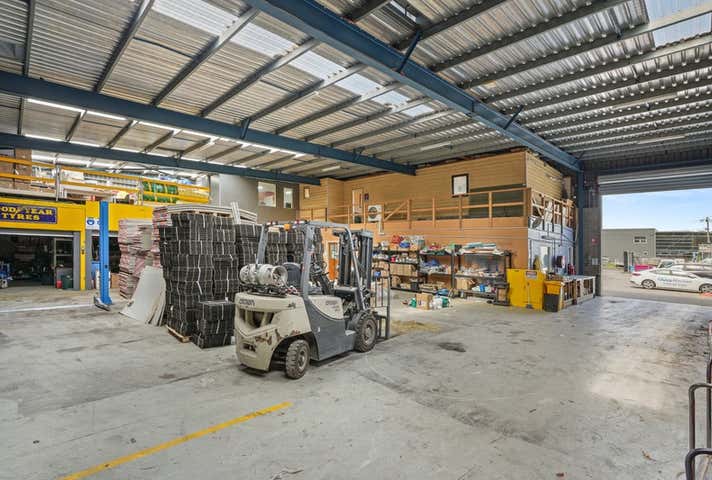 19 Wadhurst Drive Boronia VIC 3155 - Image 9