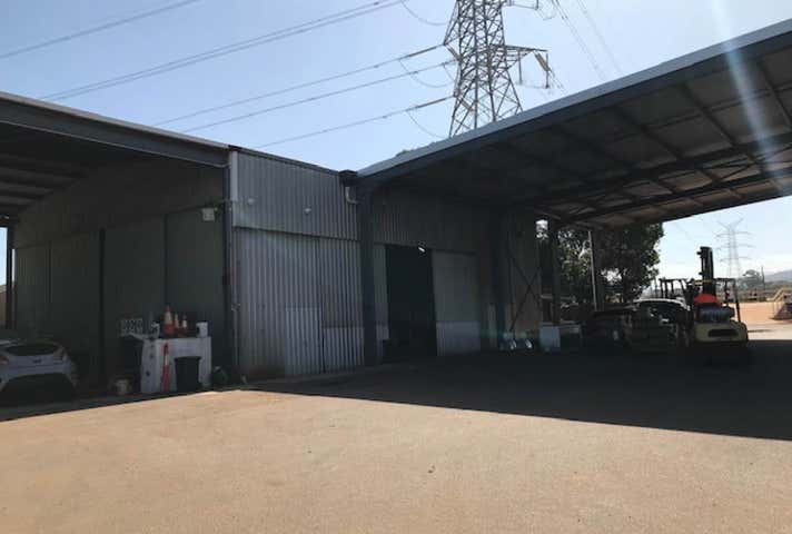 33 Rothschild Place Midvale WA 6056 - Image 10