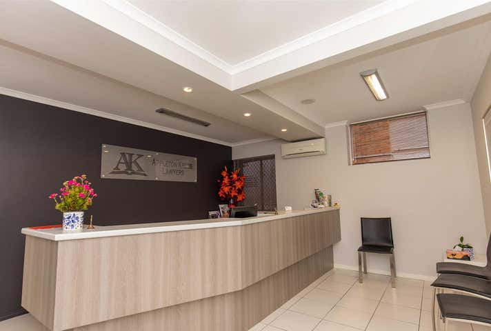 37 Goondoon Street Gladstone Central QLD 4680 - Image 5