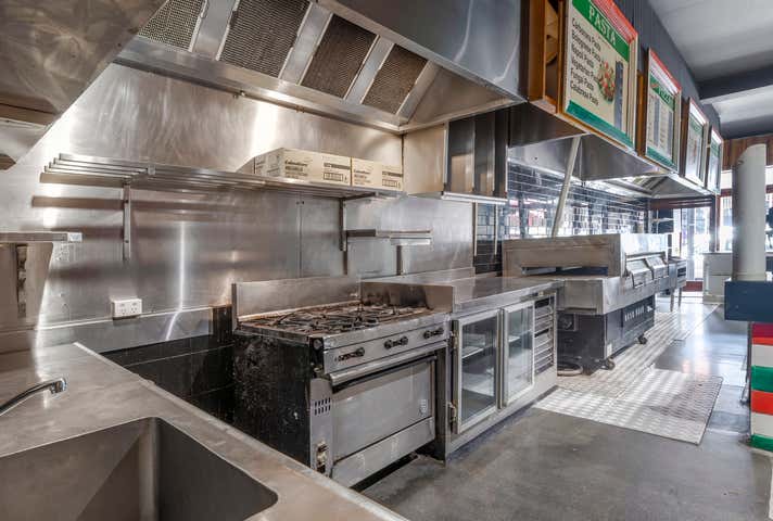 74 Vincent Street Daylesford VIC 3460 - Image 3