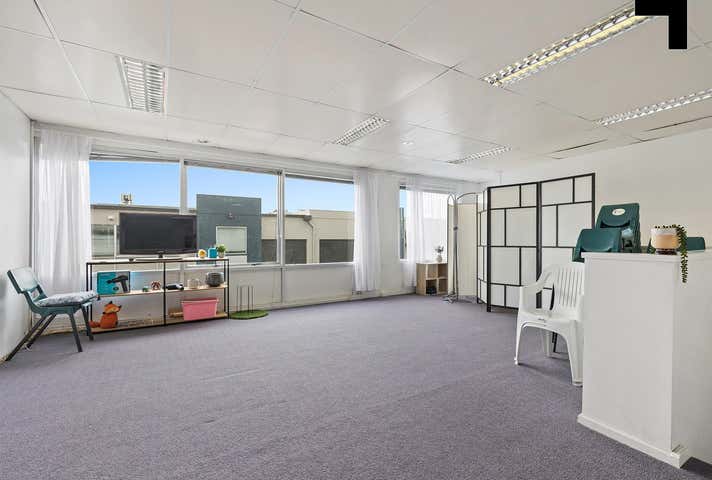 8/31-37 Howleys Road Notting Hill VIC 3168 - Image 5