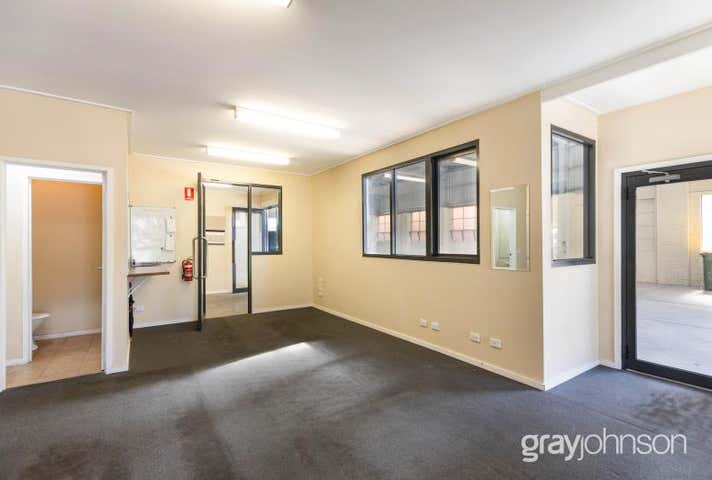 16 Cottage Street Blackburn VIC 3130 - Image 7