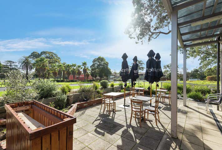 36 Springthorpe Boulevard Macleod VIC 3085 - Image 4