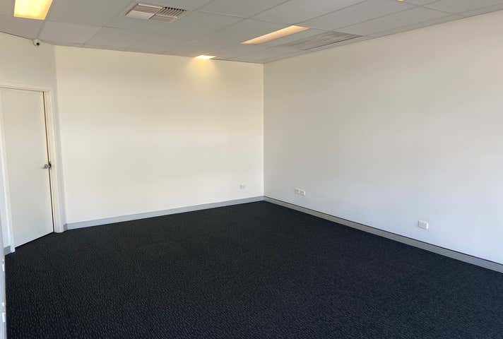 8/253 Gnangara Road Wangara WA 6065 - Image 8