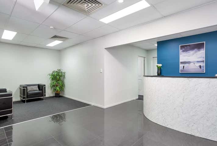 2/192 Mulgrave Road Westcourt QLD 4870 - Image 4