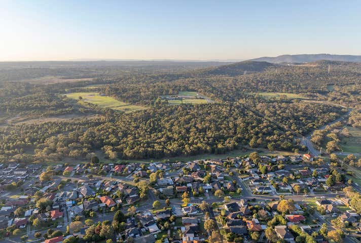 18 Cristata Avenue Endeavour Hills VIC 3802 - Image 13