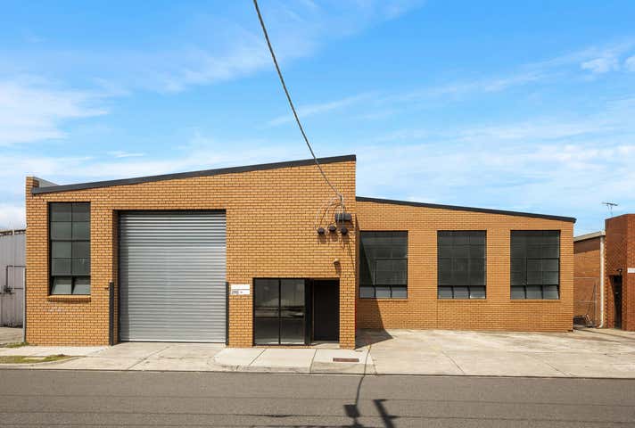 32 Clifford Street Huntingdale VIC 3166 - Image 2