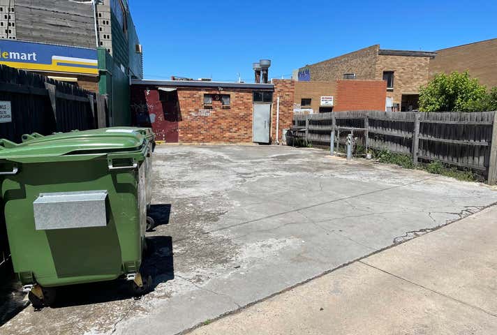 11 Military Rd Avondale Heights VIC 3034 - Image 10