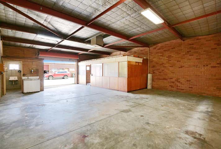 8/9 Milford Street East Victoria Park WA 6101 - Image 4