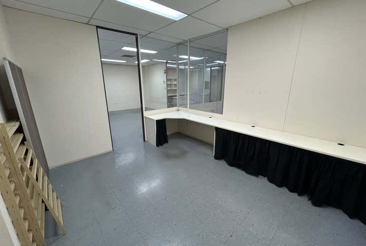 8/17 Foley Street Balcatta WA 6021 - Image 4