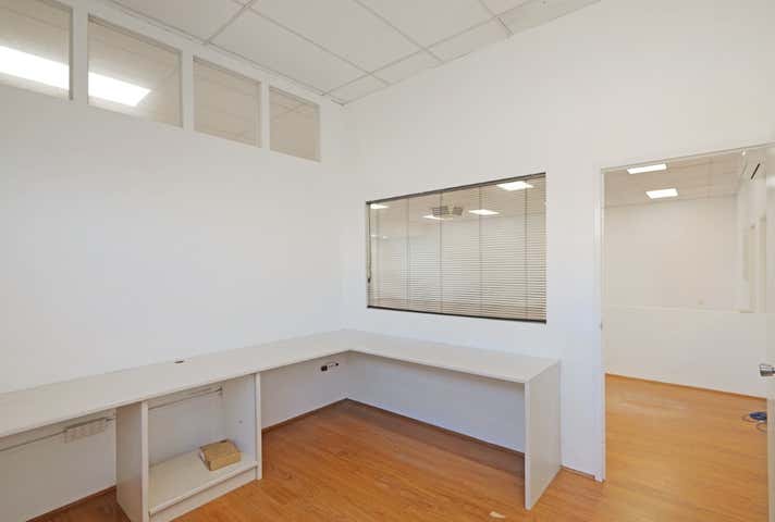 Unit 2, 6 Finlay Place Wangara WA 6065 - Image 6