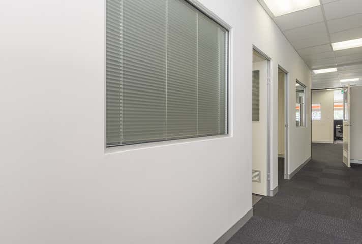 1/9 Moolanda Boulevard Kingsley WA 6026 - Image 6